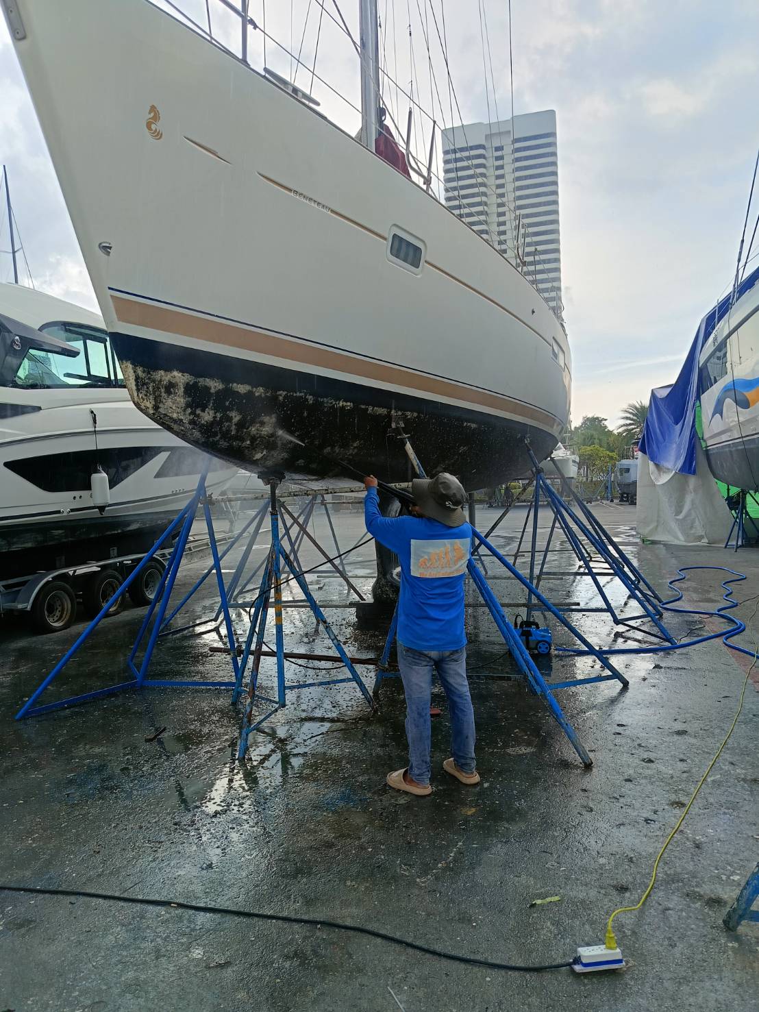 Yacht Maintenance & Repairs